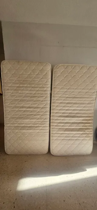 2 Camas 90x185 con somier y colchón