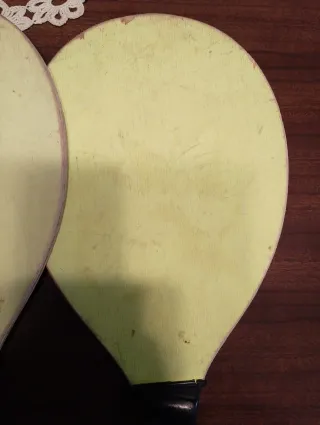 Raquetas de playa con pelota