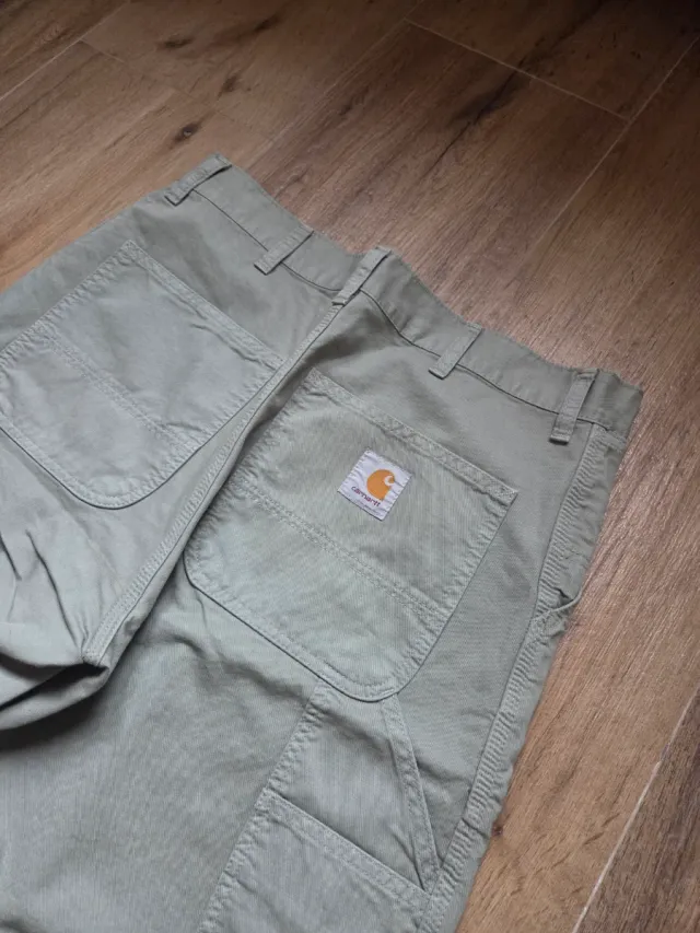 Pantalón corto Carhartt verde oliva
