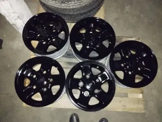 Land Rover Defender 2010