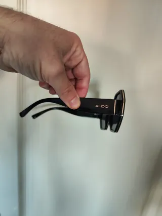 GAFAS DE SOL MODERNAS