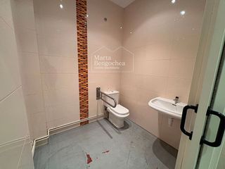 Local comercial en venta en Coronación en Vitoria-Gasteiz