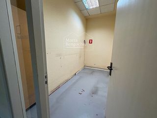 Local comercial en venta en Coronación en Vitoria-Gasteiz