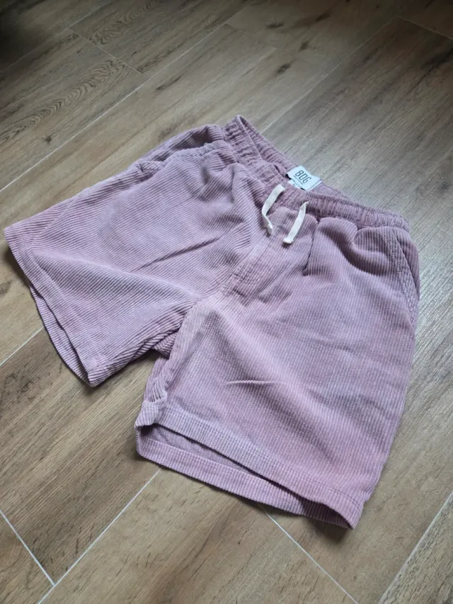 Pantalón corto BDG rosa pana