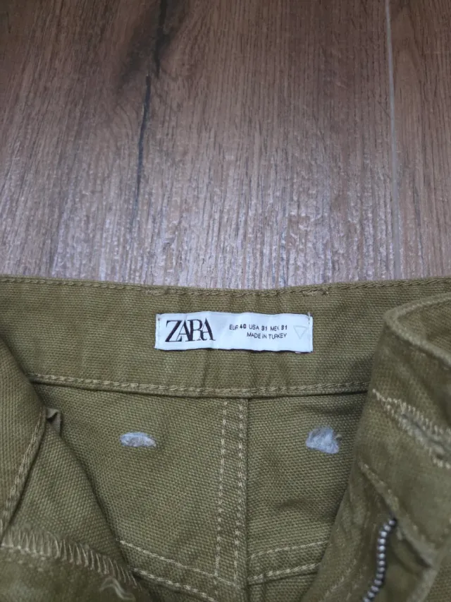 Pantalón Zara Verde