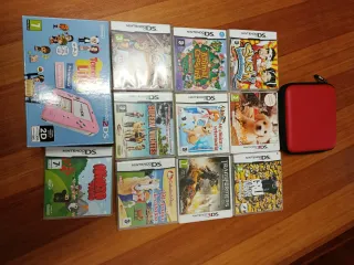 Nintendo 2DS Tomodachi Life Rosa + 14 Juegos