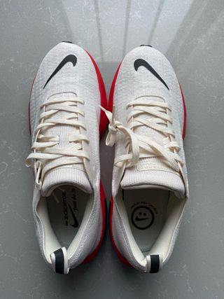 Nike Invencible 3 Rojo/Blanco