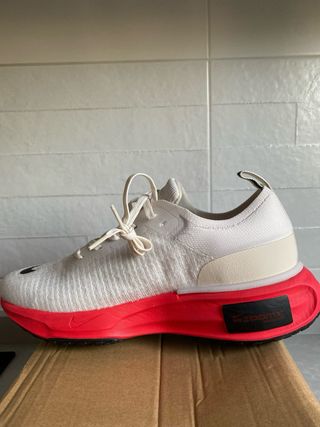 Nike Invencible 3 Rojo/Blanco