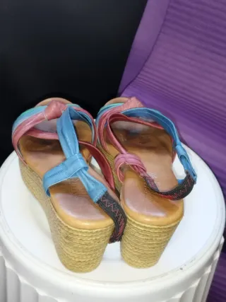 Sandalias cuña multicolor Hechas en España