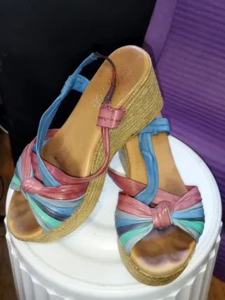 Sandalias cuña multicolor Hechas en España