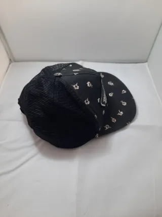 Gorra Vans Negra con Flores