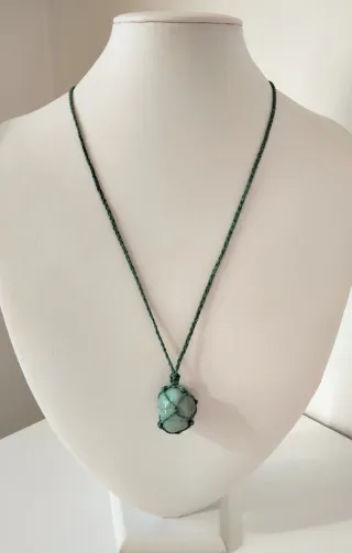 Collana con Amazzonite e corda verde