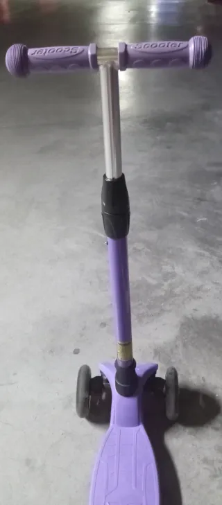 Patinete 3 ruedas niña morado