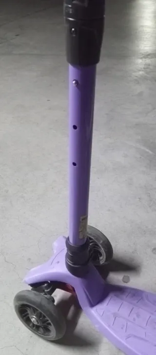 Patinete 3 ruedas niña morado