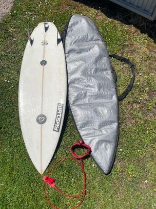 Tabla de surf Watsay 5'5 con funda e invento