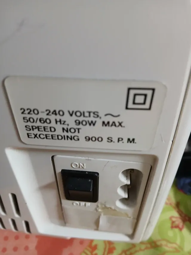 Pedal per macchina da cucire Alfa nuovo