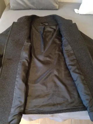 Abrigo corto o Chaqueton mujer negra con estanpado