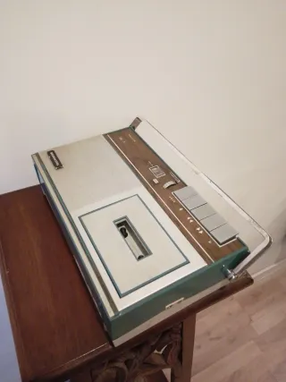 ​Telefunken C-909 Cassette Portátil Vintage