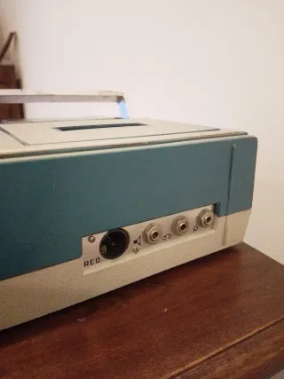 ​Telefunken C-909 Cassette Portátil Vintage