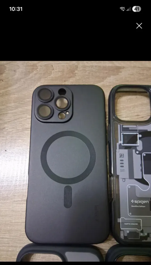 Carcasa iPhone 16 Pro Max Spigen