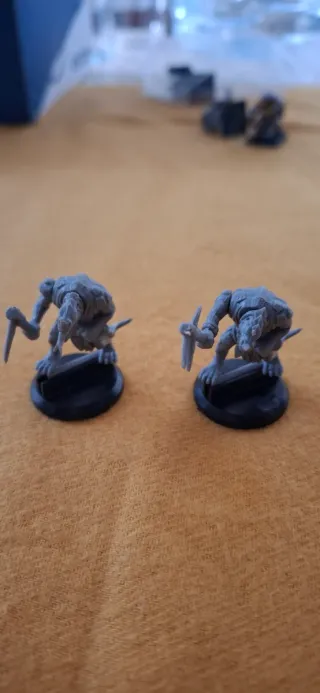 Lote 6 Miniaturas Warhammer Skaven y Hom