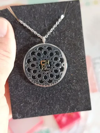 Lot lotus Dos relojs Dos pulseras