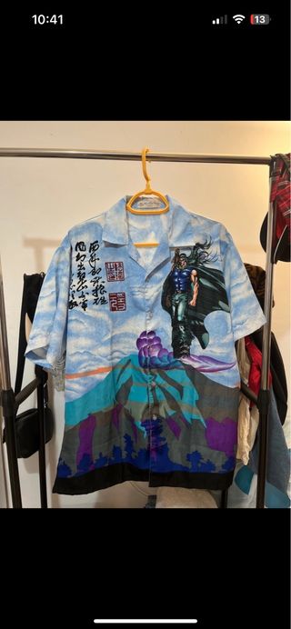 Camisa manga corta con ilustración clásica