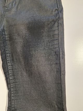 Pantalón cuero Stradivarius T-38 REGALO: vaquero