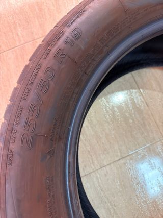 Juego 4 Neumáticos Michelin Latitude Sport 3