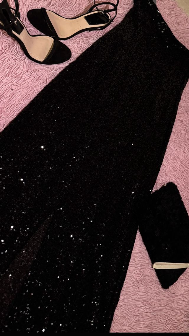 Vestido de fiesta con lentejuelas negro
