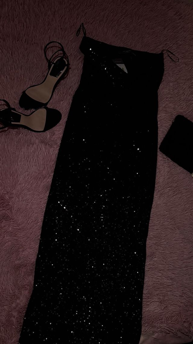 Vestido de fiesta con lentejuelas negro