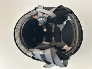 Casco infantil para actividades en la nieve