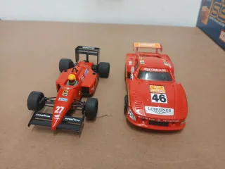 Lote 2 coches Scalextric: Porsche y Ferrari
