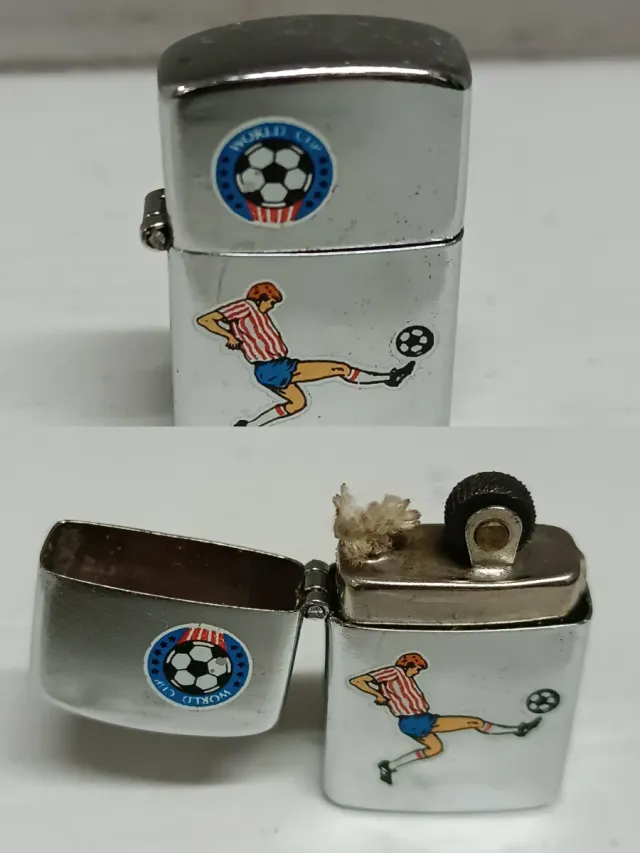 Raccolta di accendini antichi e da collezione