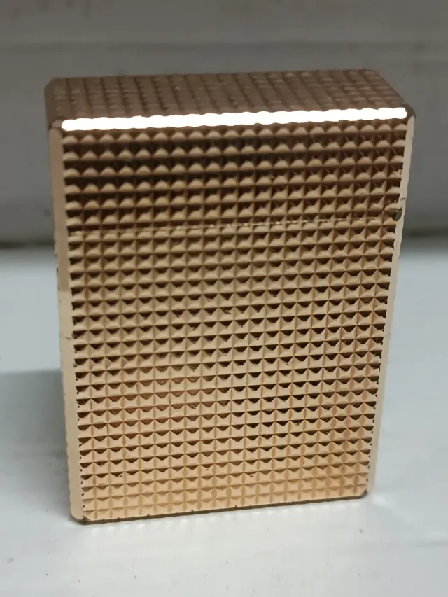 Raccolta di accendini antichi e da collezione