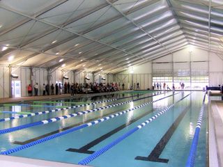 Carpas y cubiertas para pistas de pádel y tenis