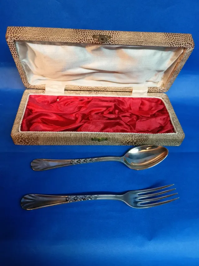 Set di posate vintage cucchiaio e forchetta