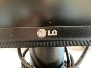 Monitor LG Flatron W1934S