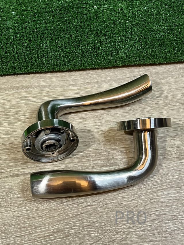 Juego de Manillas con Roseta Amig