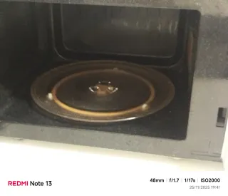 Microondas Cecotec ProClean 3010 de 20 litros