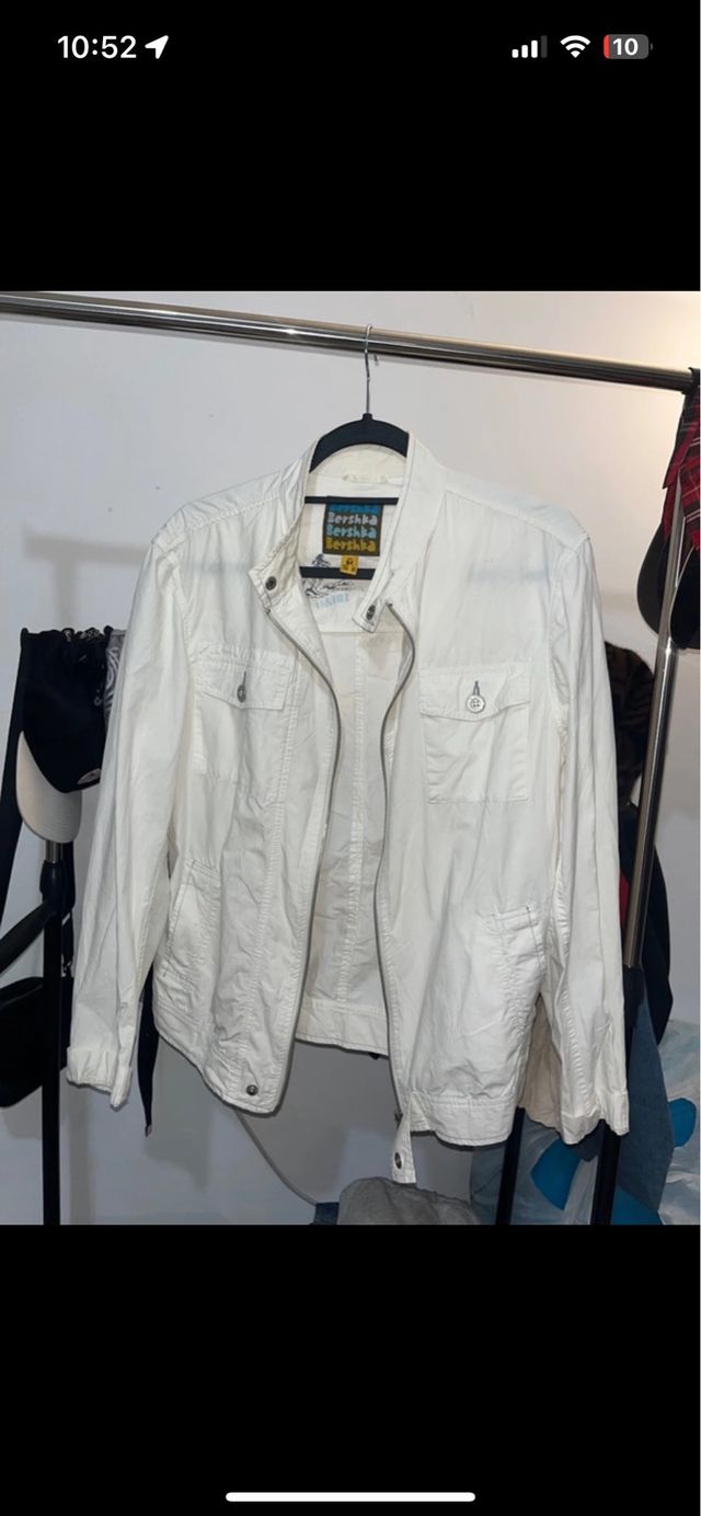 Chaqueta Bershka Blanca