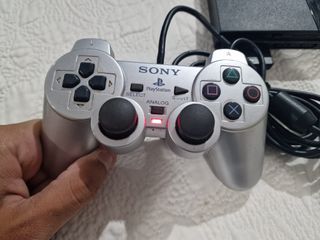 Consola PS2 Sony + Mando y Cables