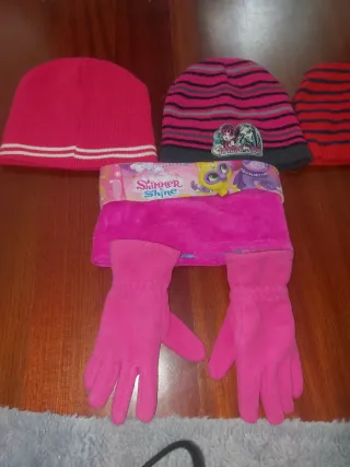 Gorros Braga y guantes polares