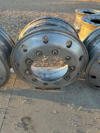 Llantas Alcoa camion