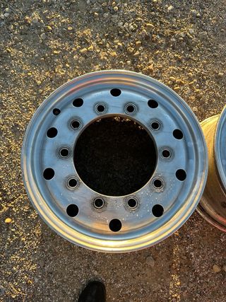 Llantas Alcoa camion