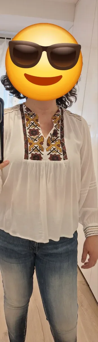 Blusa boho bordada blanca