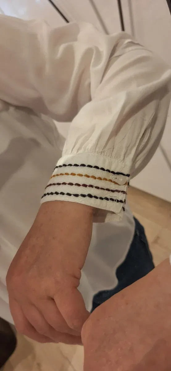 Blusa boho bordada blanca