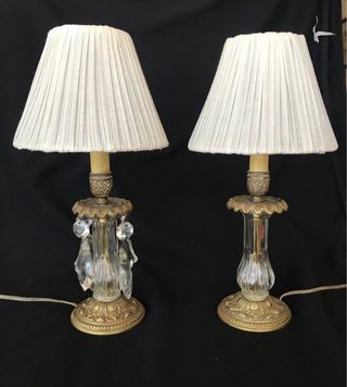 Pareja de lamparitas bronce y cristal