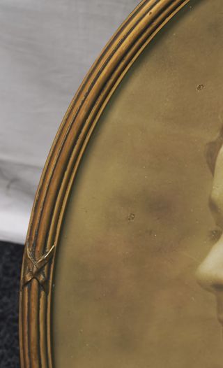 Cornice ovale con ritratto fotografico ‘30