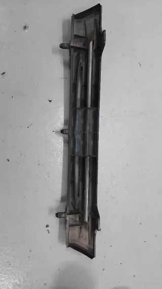 Parrilla Delantera Nissan 200SX S14